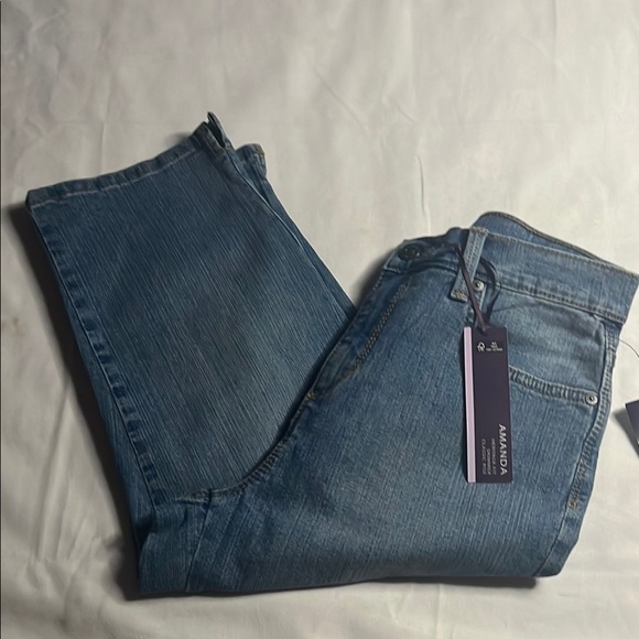 NWT Gloria Vanderbilt Amanda Jean Capris - Picture 1 of 12